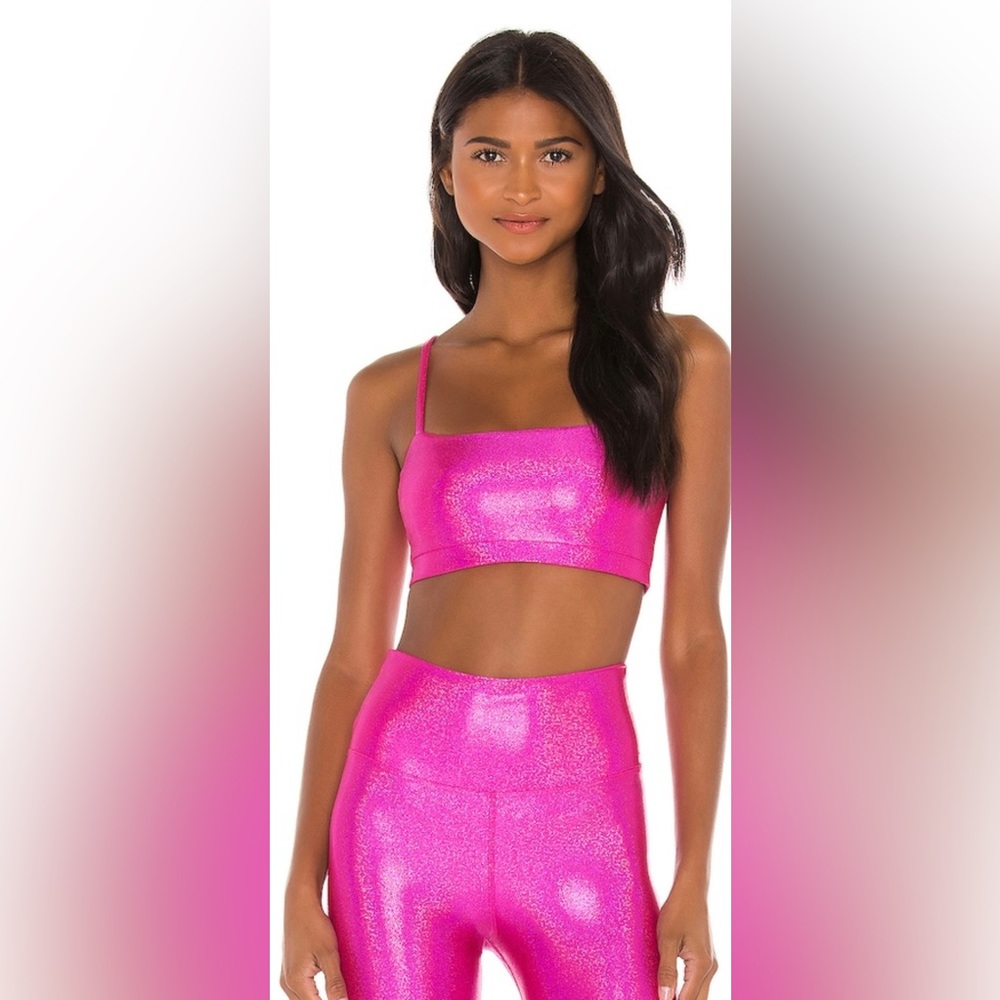 REVOLVE Izzy Sports Bra in Neon - Pink Size M